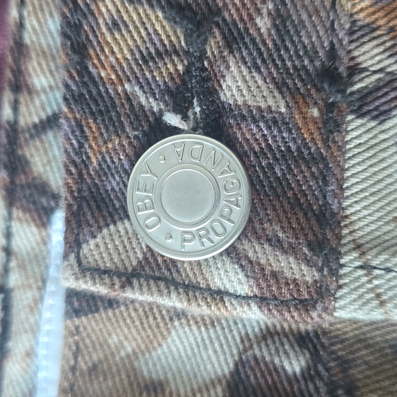 OBEY Classic Baggy Printed Pant,Color Camo, Retail Price $98.00 USD - Picture 15 of 16